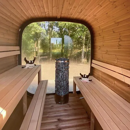 Feriehus Fantastisk Hjem I Med Sauna Glesborg